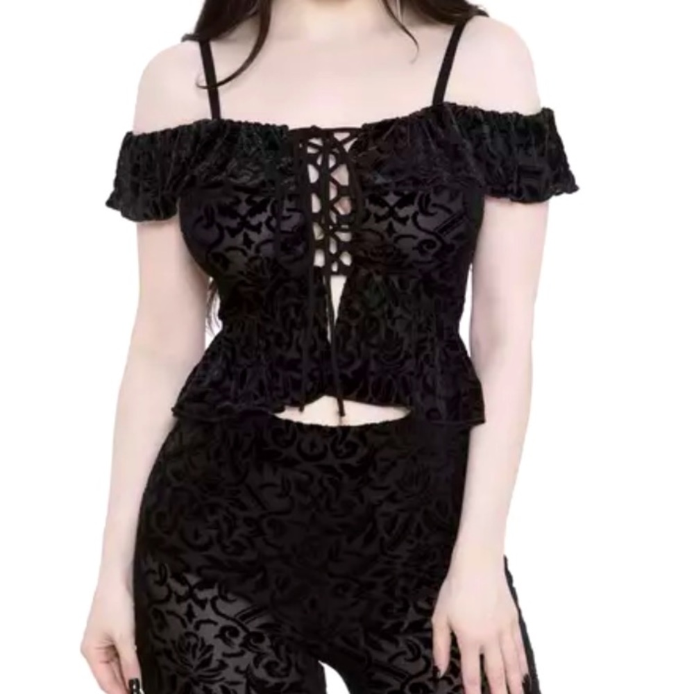 NWOT KILLSTAR Aimee Bardot Top